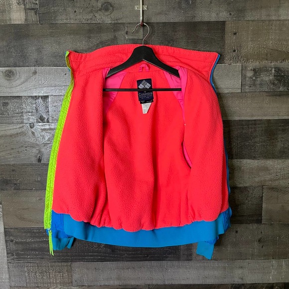 SOLD Columbia VTG Jacket Womens Small - Picture 3 of 3